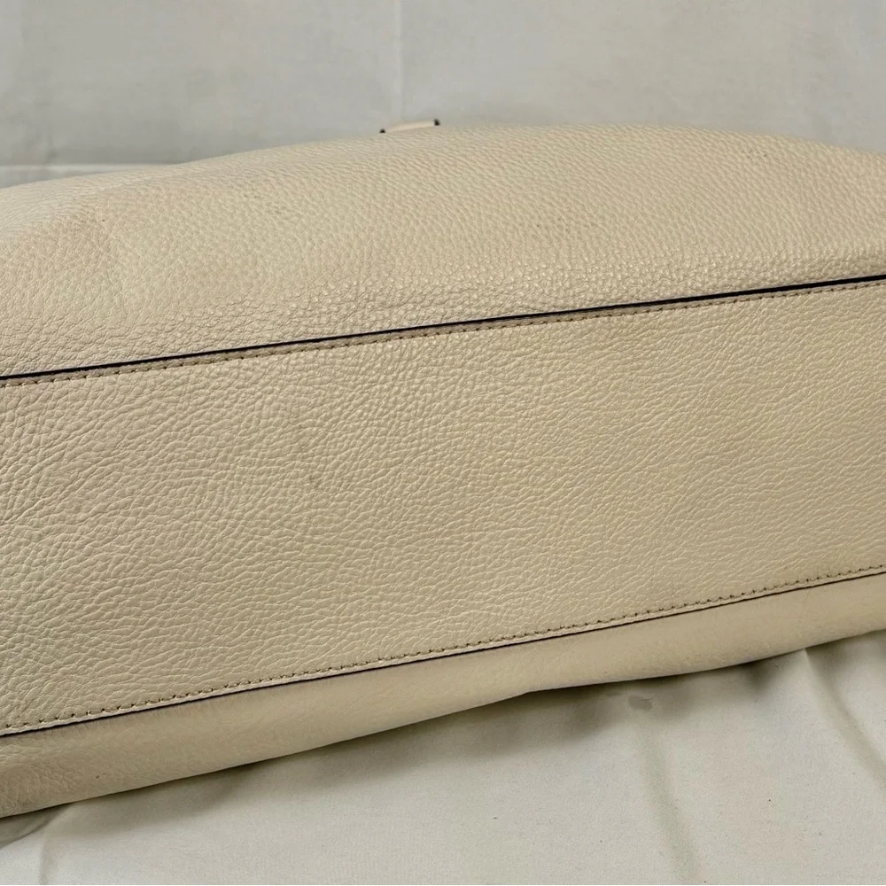 Michael Kors white Hamilton‎ bag pre loved